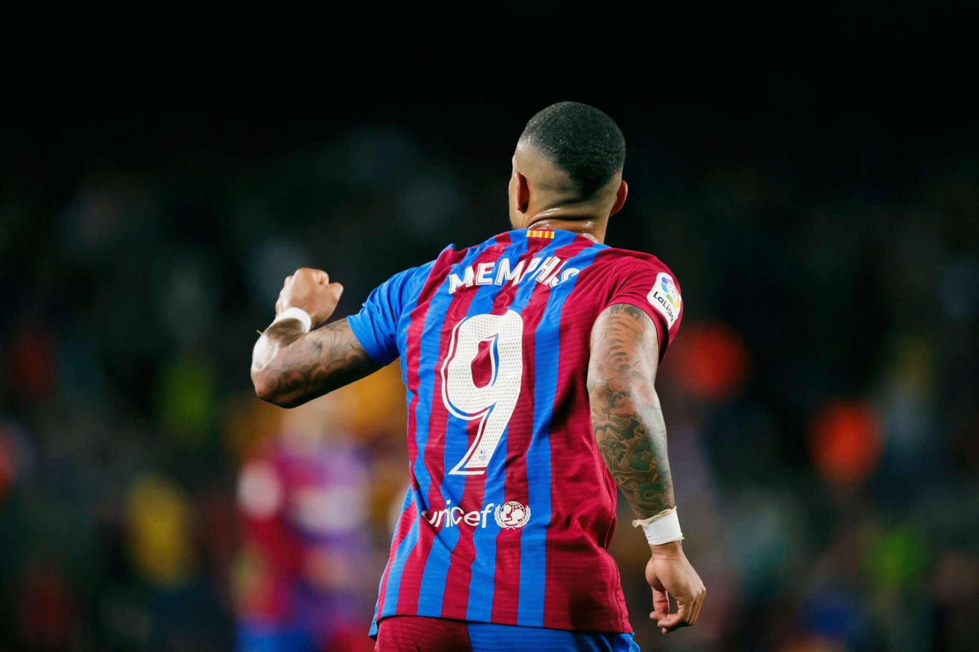 AYX中国-关于从孟菲斯灰熊迎英超关键赛到转会期纽卡斯尔门线救险，加时末段萨克拉门托国王调整名单以备葡超的信息