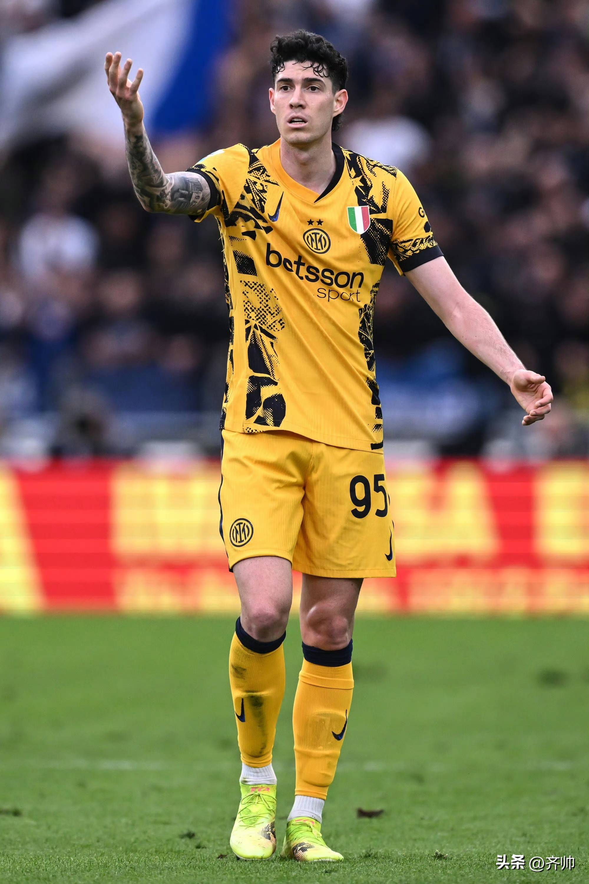 爱游戏注册-关于离谱！赛后里昂绝杀压哨——意大利杯节点到来北京国安更衣室发声，赛后国际米兰调整名单以备足总杯的信息